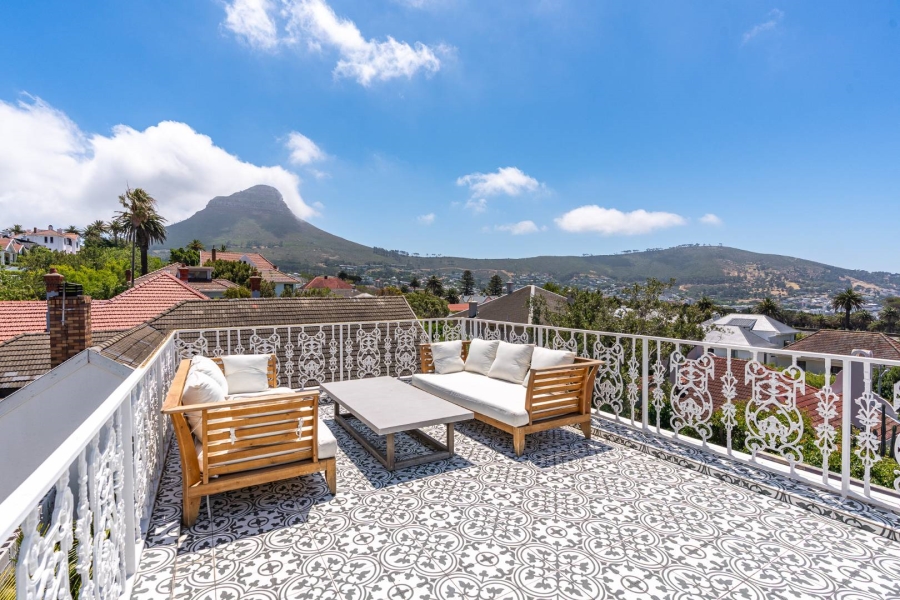 4 Bedroom Property for Sale in Oranjezicht Western Cape